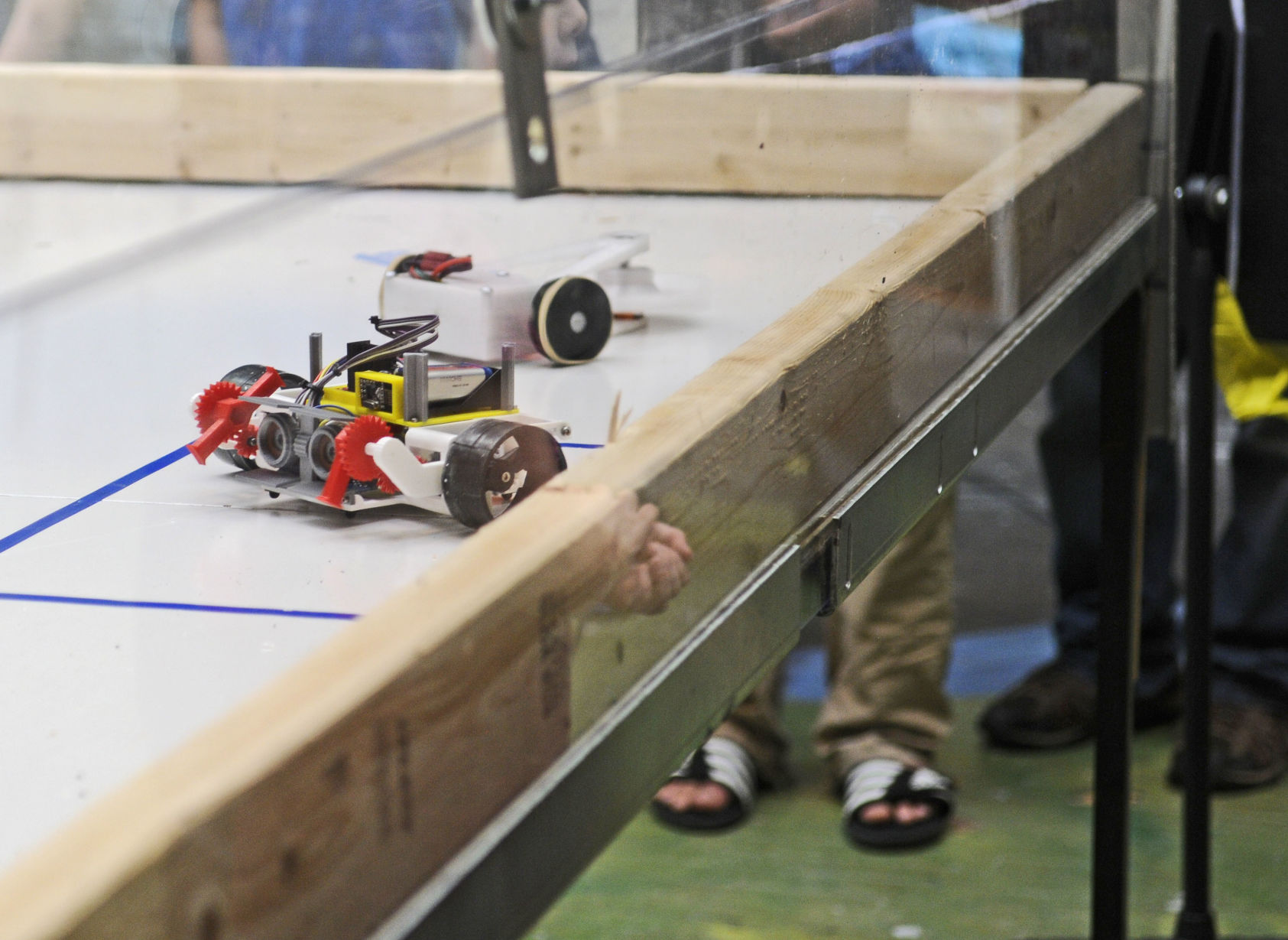LNA 11052018 robots8